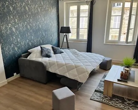 L Escale Givet